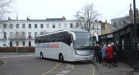 national express cheltenham to london.